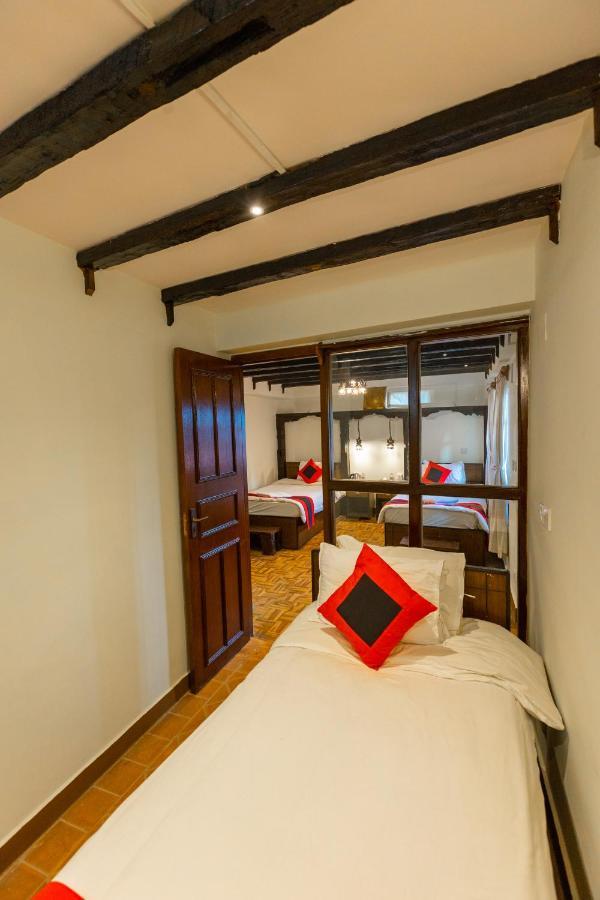 Vajra Boutique Hotel Bhatgoan Exterior foto